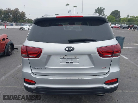 2019 Kia Sorento LX z VIN 5XYPG4A36KG438741, wystawiony jako IAAI lot #42384999 z przebiegiem 94 640 mil mil oraz . Historia ofert i sprzedaży dostępna na DreamBid. Obrazek 17.