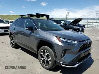 2024 Toyota RAV4 XSE with VIN JTMFB3FV7RD185694, listed as a Copart auction lot 57692835 with 11,900 mi miles and Salvage title. Bid and sale history available at DreamBid. Image 14.