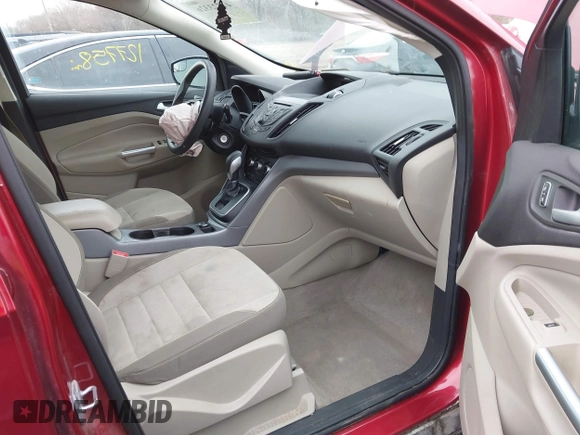 2014 Ford Escape SE с VIN 1FMCU0GX7EUA74953, выставлен на аукционе IAAI как лот 41723326 с пробегом 127 758 миль миль и . История ставок и продаж доступна на DreamBid. Изображение 5.