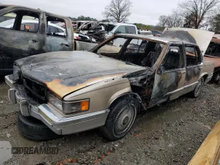 1991 Cadillac DeVille z VIN 1G6CD53B4M4321942, wystawiony jako Copart lot #45270275 z przebiegiem Nie podano mil oraz Szkoda całkowita • Salvage title. Historia ofert i sprzedaży dostępna na DreamBid. Obrazek 1.