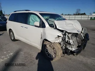 2017 Toyota Sienna XLE Auto Access Seat with VIN 5TDYZ3DC2HS790411, listed as a Copart auction lot 49497325 with 0 mi miles and Salvage Title. Bid and sale history available at carsss.com. Image 4.