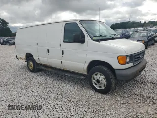 2007 Ford Econoline Cargo Commercial with VIN 1FTNS24W27DA83881, listed as a Copart auction lot 71449644 with 211,604 mi miles and Clean Title. Bid and sale history available at DreamBid. Image 4.