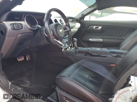 2019 Ford Mustang GT z VIN 1FA6P8CF2K5105624, wystawiony jako Copart lot #41497195 z przebiegiem 84 984 mil mil oraz Szkody całkowita. Historia ofert i sprzedaży dostępna na DreamBid. Obrazek 7.