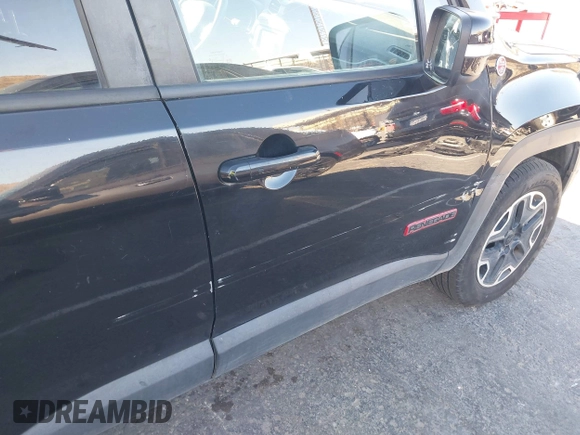 2015 Jeep Renegade Trailhawk с VIN ZACCJBCT2FPC20013, выставлен на аукционе IAAI как лот 42680212 с пробегом 285 990 миль миль и . История ставок и продаж доступна на DreamBid. Изображение 6.