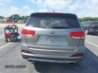 2016 Kia Sorento EX with VIN 5XYPH4A16GG126700, listed as a IAAI auction lot 41557828 with 130,102 mi miles. Bid and sale history available at carsss.com. Image 17.