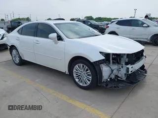 2016 Lexus ES 350 with VIN JTHBK1GGXG2242903, listed as a IAAI auction lot 41911044 with 84,278 mi miles. Bid and sale history available at carsss.com. Image 1.