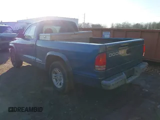 2002 Dodge Dakota with VIN 1B7FL16X92S663618, listed as a IAAI auction lot 41441241 with 314,122 mi miles and . Bid and sale history available at carsss.com. Image 3.