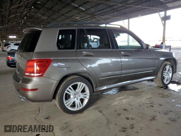 2014 Mercedes-Benz GLK 350 z VIN WDCGG5HB5EG268435, wystawiony jako Copart lot #47503975 z przebiegiem 112 355 mil mil oraz Tytuł czysty. Historia ofert i sprzedaży dostępna na DreamBid. Obrazek 3.