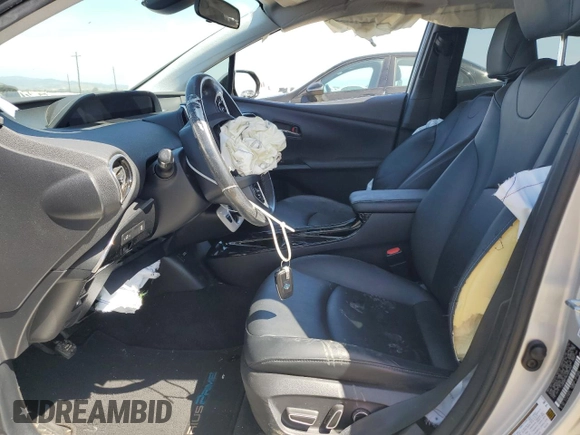 2017 Toyota Prius Plus z VIN JTDKARFP5H3003260, wystawiony jako Copart lot #56844965 z przebiegiem Nie podano mil oraz Szkoda całkowita • Salvage title. Historia ofert i sprzedaży dostępna na DreamBid. Obrazek 7.