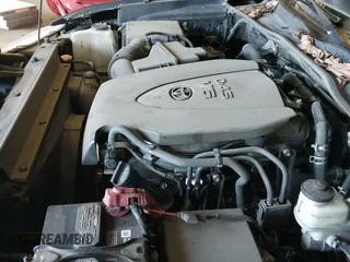 2020 Toyota Tacoma SR5 with VIN 3TMCZ5AN0LM327915, listed as a IAAI auction lot 41870404 with 138,029 mi miles and . Bid and sale history available at DreamBid. Image 23.