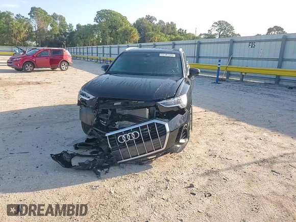 2024 Audi Q3 S line Premium z VIN WA1DECF32R1023321, wystawiony jako Copart lot #51187225 z przebiegiem 13 299 mil mil oraz Nie do naprawy. Historia ofert i sprzedaży dostępna na DreamBid. Obrazek 11.