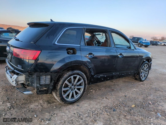 2018 Audi Q7 Prestige with VIN WA1VAAF79JD015811, listed as a Copart auction lot 87969245 with 103,667 mi miles and Salvage Title. Bid and sale history available at carsss.com. Image 3.