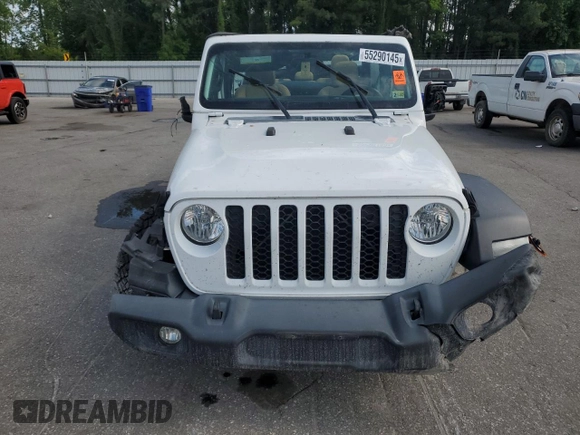 2020 Jeep Gladiator Sport S with VIN 1C6HJTAG5LL109304, listed as a Copart auction lot 55290145 with 83,771 mi miles and Salvage title. Bid and sale history available at DreamBid. Image 5.