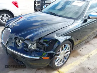 2007 Jaguar S-Type 3.0 with VIN SAJWA01A57FN75315, listed as a IAAI auction lot 41482994 with Not Provided miles. Bid and sale history available at carsss.com. Image 6.
