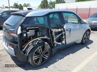 2015 BMW i3 с VIN WBY1Z4C50FV500971, выставлен на аукционе IAAI как лот 42328538 с пробегом 47 809 миль миль и . История ставок и продаж доступна на DreamBid. Изображение 4.