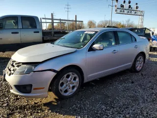 2010 Ford Fusion SE with VIN 3FAHP0HG6AR233744, listed as a Copart auction lot 79881324 with 174,163 mi miles and Salvage Title. Bid and sale history available at carsss.com. Image 1.