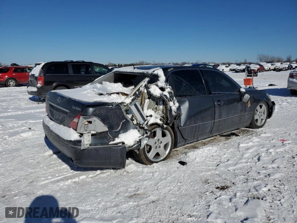 2005 Lexus LS 430 with VIN JTHBN36F255012926, listed as a Copart auction lot 45208135 with 197,570 mi miles and Salvage Title. Bid and sale history available at carsss.com. Image 3.