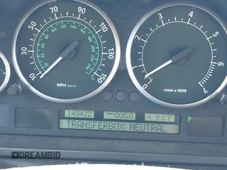 2004 Land Rover Range Rover HSE with VIN SALME11424A167737, listed as a IAAI auction lot 42720331 with 145,422 mi miles and . Bid and sale history available at DreamBid. Image 7.
