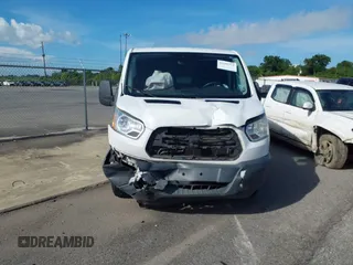 2018 Ford Transit с VIN 1FTYR1YM0JKA92299, выставлен на аукционе IAAI как лот 42585313 с пробегом 156 791 миль миль и . История ставок и продаж доступна на DreamBid. Изображение 13.