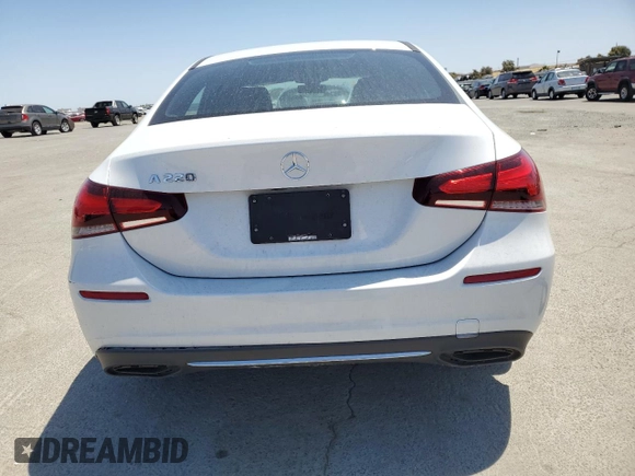 2020 Mercedes-Benz A 220 z VIN W1K3G4EB6LW042772, wystawiony jako Copart lot #58492875 z przebiegiem 25 162 mil mil oraz Tytuł czysty. Historia ofert i sprzedaży dostępna na DreamBid. Obrazek 6.