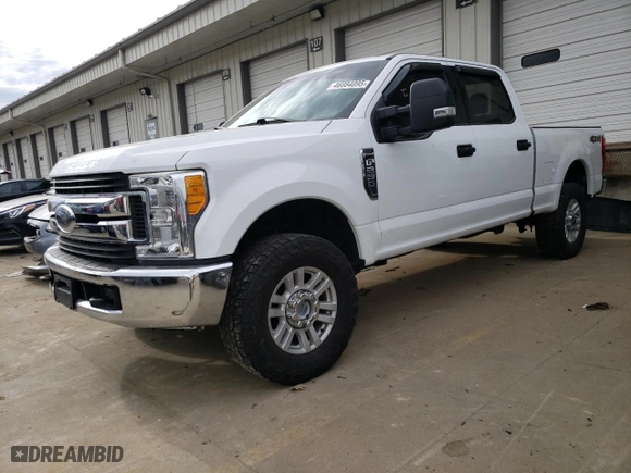 2017 Ford Super Duty F-250 SRW Lariat with VIN 1FT7W2B68HEE84623, listed as a Copart auction lot 46884095 with 133,015 mi miles and Salvage Title. Bid and sale history available at carsss.com. Image 1.