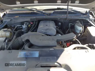 2004 Chevrolet Suburban LS with VIN 3GNEC16Z74G112232, listed as a IAAI auction lot 42063073 with 234,347 mi miles. Bid and sale history available at carsss.com. Image 10.