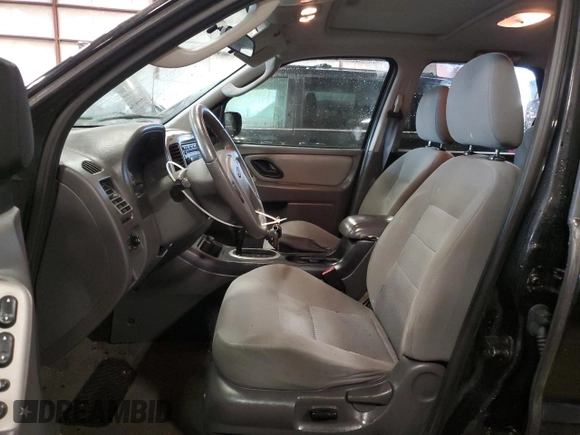 2006 Ford Escape XLT with VIN 1FMYU03126KB57467, listed as a Copart auction lot 73684684 with 224,079 mi miles and Clean Title. Bid and sale history available at carsss.com. Image 7.