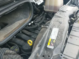 2025 Ram ProMaster Cargo Tradesman z VIN 3C6MRVHG4SE548607, wystawiony jako IAAI lot #42916105 z przebiegiem 6 764 mil mil oraz . Historia ofert i sprzedaży dostępna na DreamBid. Obrazek 19.