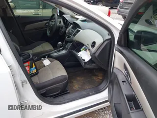 2014 Chevrolet Cruze LS with VIN 1G1PA5SH0E7214442, listed as a IAAI auction lot 42237883 with Not provided miles and . Bid and sale history available at DreamBid. Image 5.