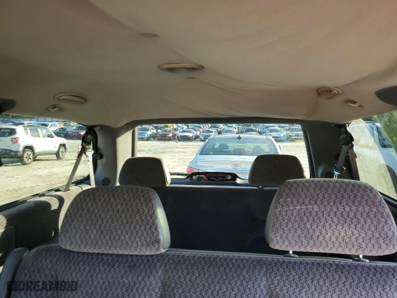 1998 Dodge Caravan SE with VIN 1B4GP44GXWB655107, listed as a Copart auction lot 85297914 with 101,195 mi miles and Non Repairable. Bid and sale history available at carsss.com. Image 10.