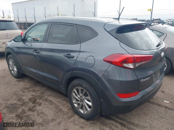 2016 Hyundai Tucson SE with VIN KM8J3CA43GU074302, listed as a IAAI auction lot 41957992 with 175,614 mi miles. Bid and sale history available at carsss.com. Image 3.