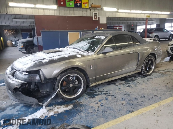 2001 Ford Mustang GT Deluxe with VIN 1FAFP45X81F193358, listed as a Copart auction lot 46297485 with 130,538 mi miles and Salvage Title. Bid and sale history available at carsss.com. Image 1.