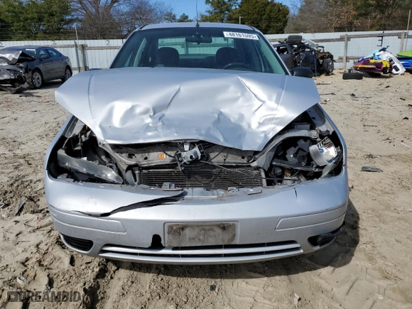 2005 Ford Focus S with VIN 1FAFP34N35W311896, listed as a Copart auction lot 48161595 with NaN miles and Salvage Title. Bid and sale history available at carsss.com. Image 5.