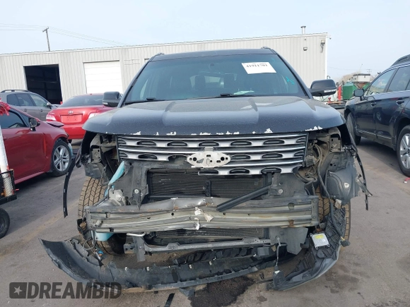 2016 Ford Explorer XLT with VIN 1FM5K8D83GGB62670, listed as a IAAI auction lot 41911701 with 163,798 mi miles and . Bid and sale history available at carsss.com. Image 13.
