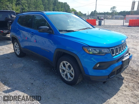2024 Jeep Compass Latitude with VIN 3C4NJDBN8RT119496, listed as a IAAI auction lot 42608637 with 32,417 mi miles and . Bid and sale history available at DreamBid. Image 1.