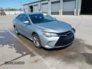 2017 Toyota Camry XLE z VIN 4T1BF1FK1HU636139, wystawiony jako IAAI lot #42020137 z przebiegiem 61 944 mil mil oraz . Historia ofert i sprzedaży dostępna na DreamBid. Obrazek 1.