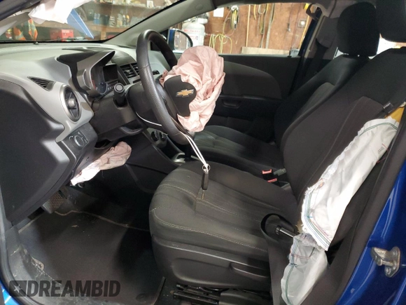 2016 Chevrolet Sonic LT z VIN 1G1JC6SG8G4161782, wystawiony jako Copart lot #59037525 z przebiegiem 59 007 mil mil oraz Szkoda całkowita • Salvage title. Historia ofert i sprzedaży dostępna na DreamBid. Obrazek 7.