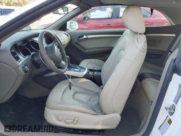 2012 Audi A5 Premium z VIN WAUCFAFH3CN007334, wystawiony jako Copart lot #73822404 z przebiegiem 51 916 mil mil oraz Szkoda całkowita • Salvage title. Historia ofert i sprzedaży dostępna na DreamBid. Obrazek 7.