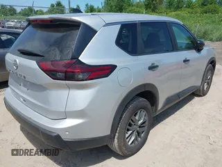 2024 Nissan Rogue S with VIN 5N1BT3AA8RC711137, listed as a IAAI auction lot 42592925 with 32,641 mi miles and . Bid and sale history available at DreamBid. Image 4.