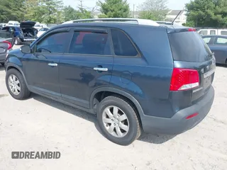 2011 Kia Sorento LX with VIN 5XYKT4A27BG085049, listed as a IAAI auction lot 42249462 with 218,039 mi miles and . Bid and sale history available at DreamBid. Image 3.