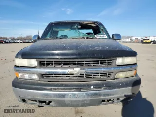 2001 Chevrolet Silverado 1500 LS with VIN 1GCEK19V11E264207, listed as a Copart auction lot 42031445 with 0 mi miles and Clean Title. Bid and sale history available at carsss.com. Image 5.