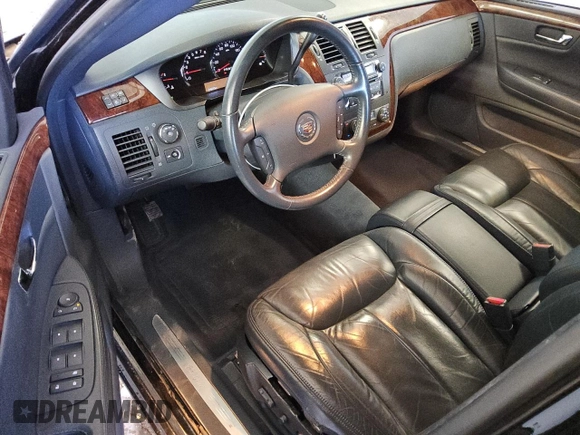 2011 Cadillac DTS Professional Funeral Coach z VIN 1GE8K8C68BU500096, wystawiony jako Copart lot #87599435 z przebiegiem 64 600 mil mil oraz Czysty tytuł • Clean title. Historia ofert i sprzedaży dostępna na DreamBid. Obrazek 8.