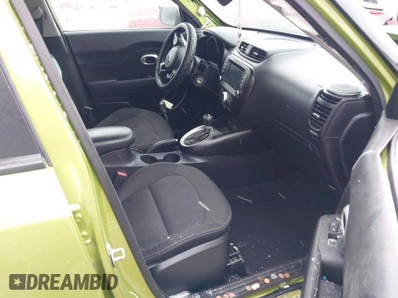 2018 Kia Soul + with VIN KNDJP3A53J7888330, listed as a IAAI auction lot 41400817 with 100,738 mi miles. Bid and sale history available at carsss.com. Image 5.