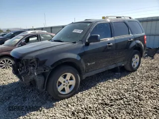 2011 Ford Escape Hybrid с VIN 1FMCU5K30BKC25365, выставлен на аукционе Copart как лот 61581755 с пробегом 272 941 миль миль и Списание • Salvage title. История ставок и продаж доступна на DreamBid. Изображение 1.