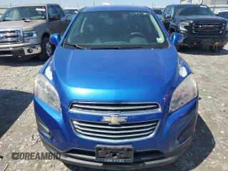 2015 Chevrolet Trax LS with VIN KL7CJKSBXFB066649, listed as a Copart auction lot 51949375 with 108,635 mi miles and Clean Title. Bid and sale history available at carsss.com. Image 5.