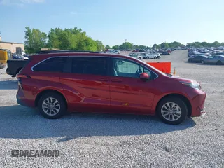 2022 Toyota Sienna LE z VIN 5TDKRKEC7NS095271, wystawiony jako IAAI lot #41998721 z przebiegiem 37 014 mil mil oraz . Historia ofert i sprzedaży dostępna na DreamBid. Obrazek 13.