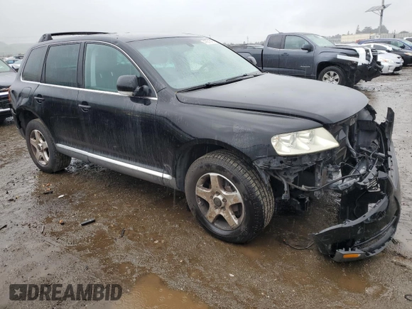 2004 Volkswagen Touareg z VIN WVGBC77L54D058303, wystawiony jako Copart lot #47821645 z przebiegiem Nie podano mil oraz Szkoda całkowita • Salvage title. Historia ofert i sprzedaży dostępna na DreamBid. Obrazek 4.