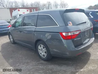 2011 Honda Odyssey LX with VIN 5FNRL5H23BB020474, listed as a IAAI auction lot 41971005 with 155,341 mi miles. Bid and sale history available at carsss.com. Image 3.