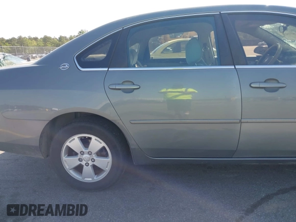 2008 Chevrolet Impala LT with VIN 2G1WT55N081317644, listed as a IAAI auction lot 42133238 with 145,367 mi miles and . Bid and sale history available at DreamBid. Image 13.