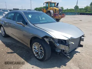2020 Lexus ES 350 Luxury with VIN 58AEZ1B13LU074652, listed as a IAAI auction lot 42661429 with 21,906 mi miles and . Bid and sale history available at DreamBid. Image 1.